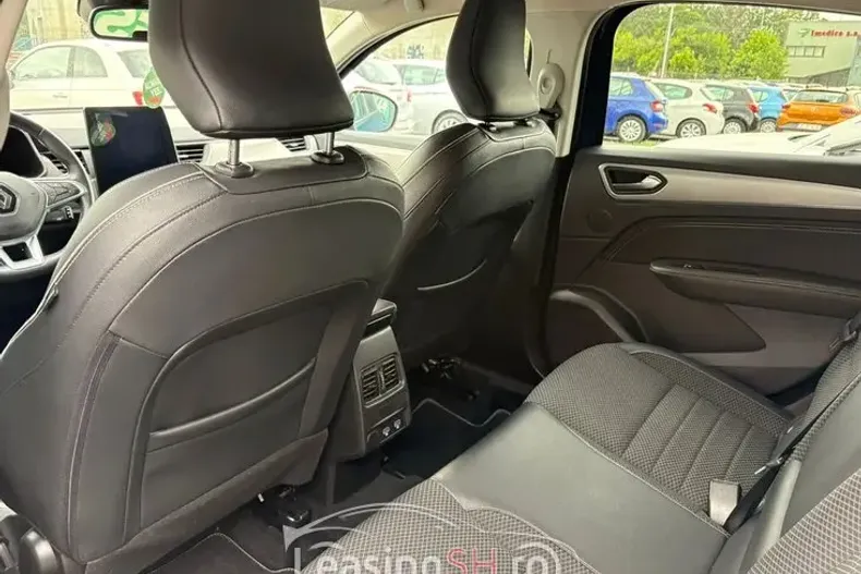 Renault Arkana din 2022 cu 70.075 km - oferta REN100622 - foto 4