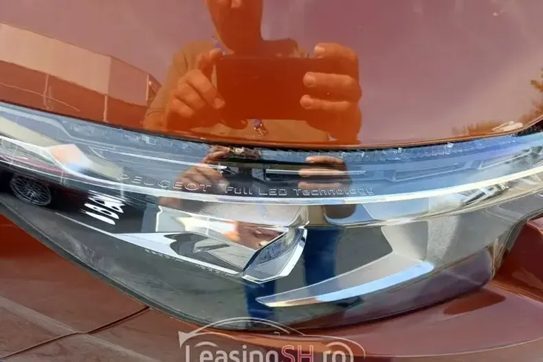 Peugeot 3008 din 2020 cu 44.155 km - oferta PEU102828 - foto 23