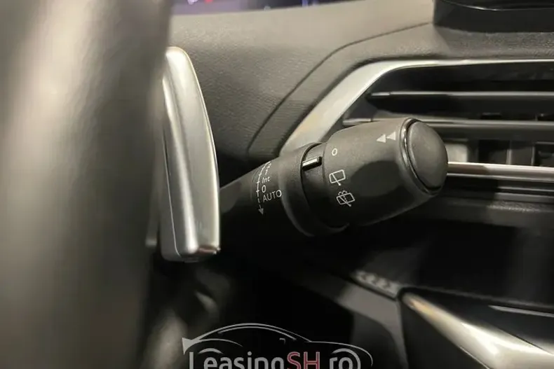 Peugeot 5008 din 2021 cu 136.162 km - oferta PEU101927 - foto 21