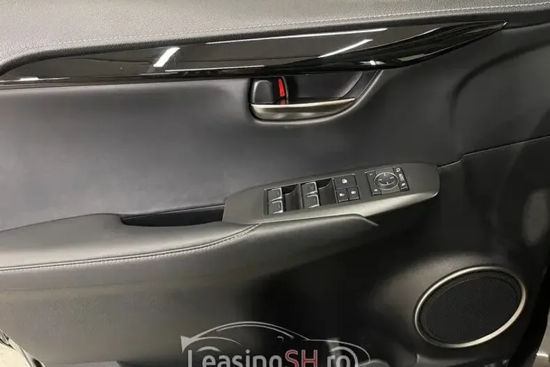 Lexus Seria NX din 2020 cu 37.966 km - oferta LEX102432 - foto 7