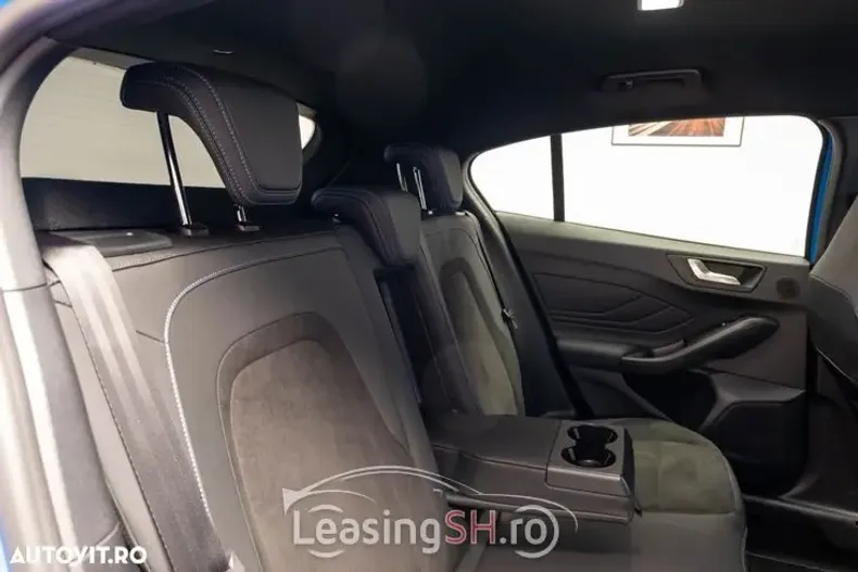 Ford Focus din 2025 cu 5.700 km - oferta FOR103182 - foto 21