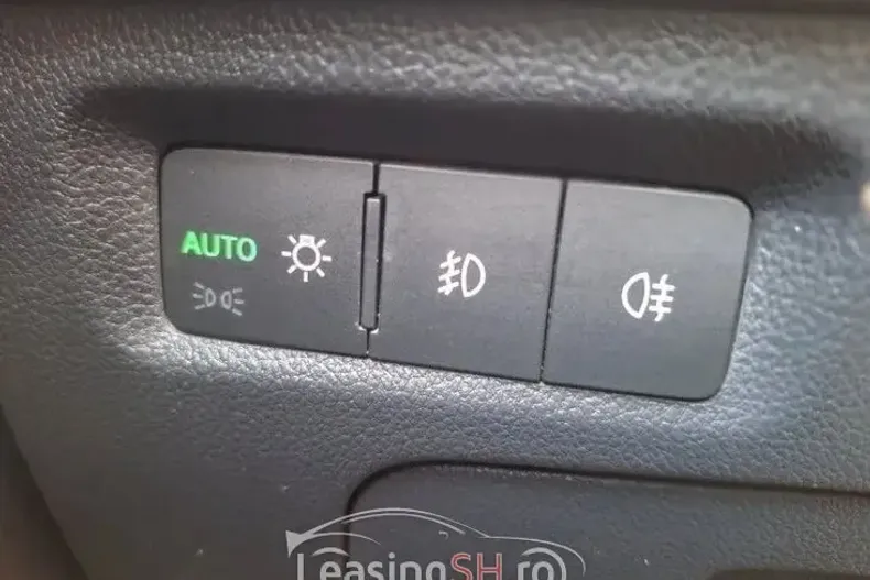 Skoda Octavia din 2023 cu 89.662 km - oferta SKO100699 - foto 8