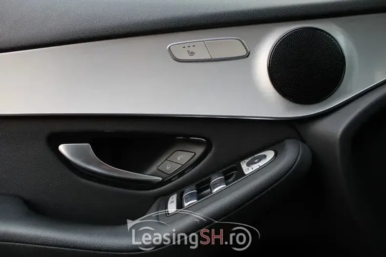 Mercedes-Benz 300 din 2021 cu 66.104 km - oferta MER99055 - foto 4