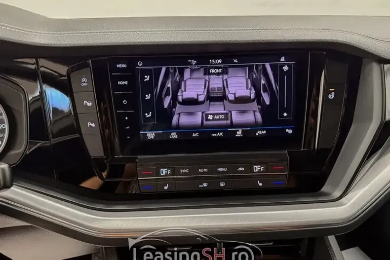 Volkswagen Touareg din 2019 cu 142.000 km - oferta VOL95356 - foto 36