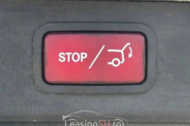 Mercedes-Benz 300 din 2023 cu 36.680 km - oferta MER98918 - foto 11