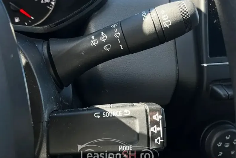 Renault Clio din 2022 cu 68.805 km - oferta REN103128 - foto 2