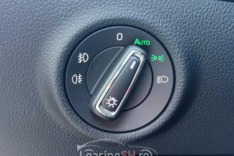 Skoda Superb din 2020 cu 131.000 km - oferta SKO102172 - foto 36