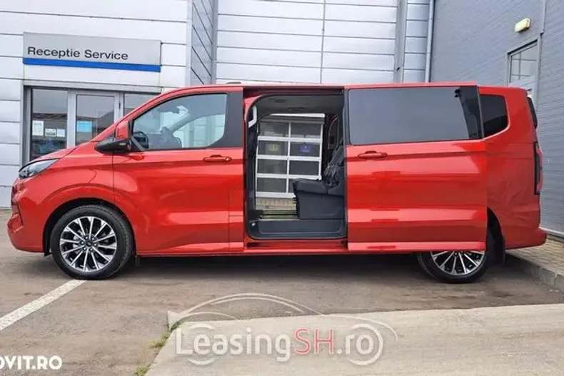 Ford Tourneo Custom din 2025 cu 1 km - oferta FOR93448 - foto 15