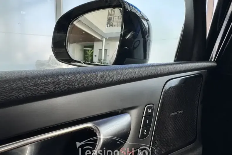 Volvo XC60 din 2020 cu 106.000 km - oferta VOL102401 - foto 7