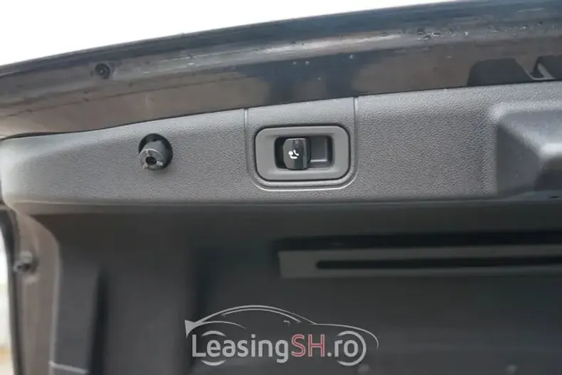 Mercedes-Benz 220 din 2024 cu 19.877 km - oferta MER98706 - foto 8