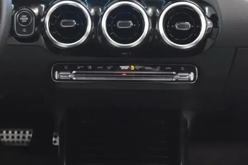 Mercedes-Benz 220 din 2022 cu 55.999 km - oferta MER99848 - foto 21