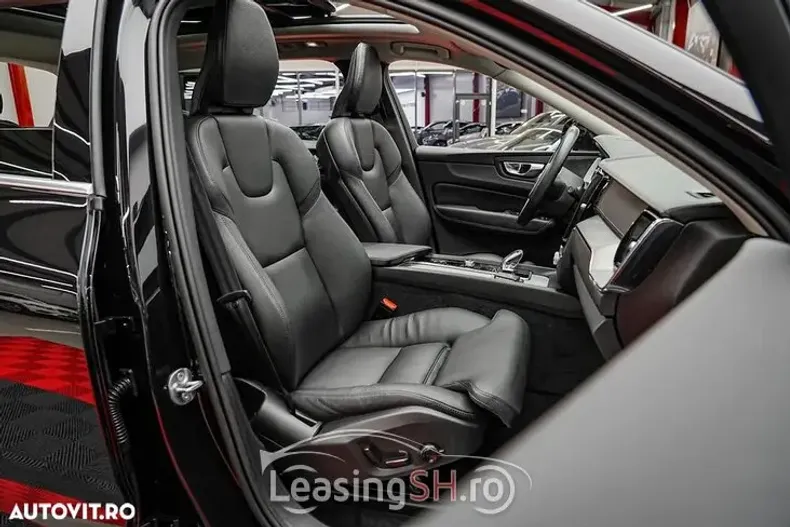 Volvo XC60 din 2022 cu 119.000 km - oferta VOL103020 - foto 2