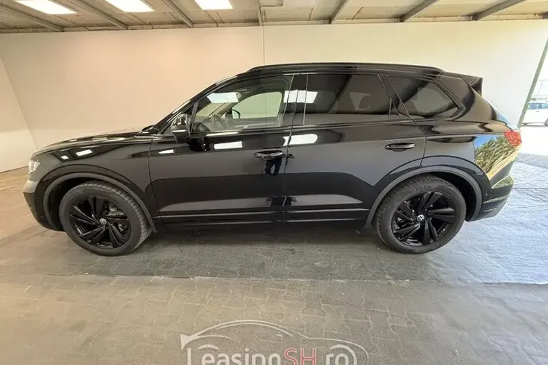 Volkswagen Touareg din 2024 cu 54.000 km - oferta VOL93771 - foto 12