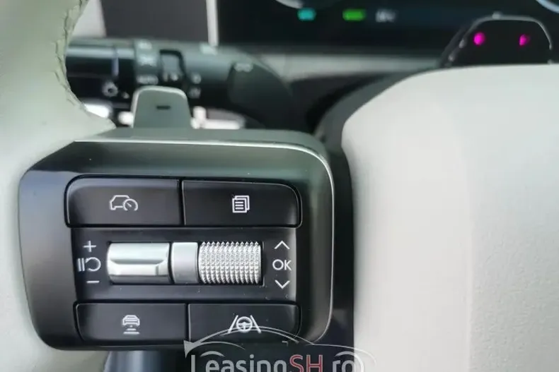 Hyundai SANTA FE din 2024 cu 22.908 km - oferta HYU102345 - foto 4