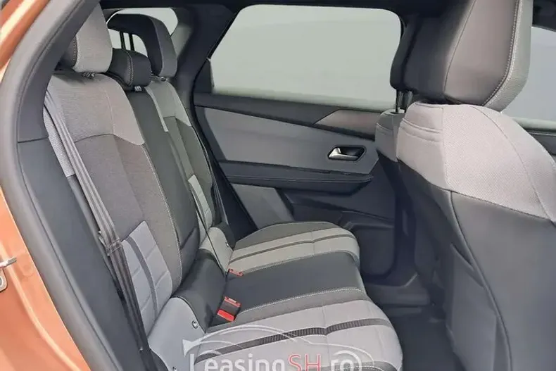 Opel Grandland din 2025 cu 3.092 km - oferta OPE95602 - foto 4