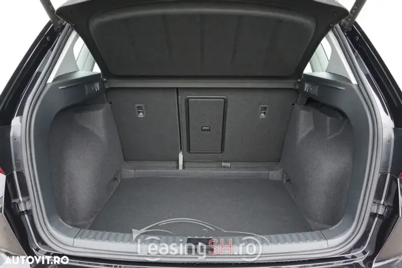 Seat Ateca din 2025 cu 5.000 km - oferta SEA95409 - foto 2