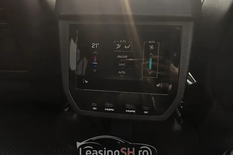 GMC Yukon din 2025 cu 15 km - oferta GMC100489 - foto 7