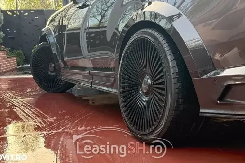 Land Rover Range Rover din 2023 cu 24.991 km - oferta LAN93129 - foto 9