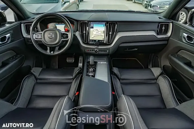 Volvo XC60 din 2020 cu 156.145 km - oferta VOL101794 - foto 12