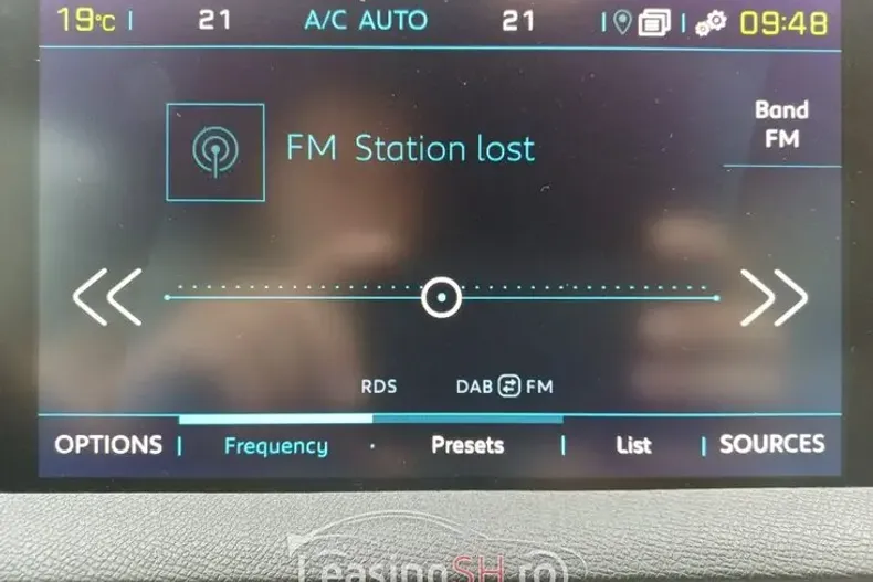 Peugeot 3008 din 2020 cu 44.155 km - oferta PEU102828 - foto 3