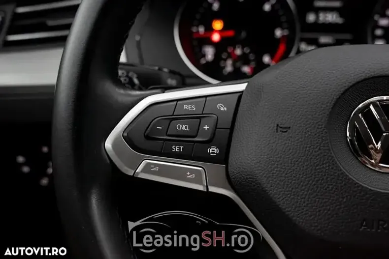 Volkswagen Passat din 2020 cu 88.000 km - oferta VOL100295 - foto 9