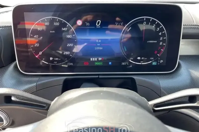 Mercedes-Benz 300 din 2024 cu 10.984 km - oferta MER99699 - foto 12