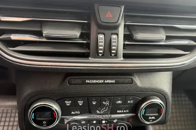 Ford Focus din 2019 cu 64.821 km - oferta FOR102928 - foto 2