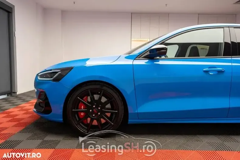 Ford Focus din 2025 cu 5.700 km - oferta FOR103182 - foto 16