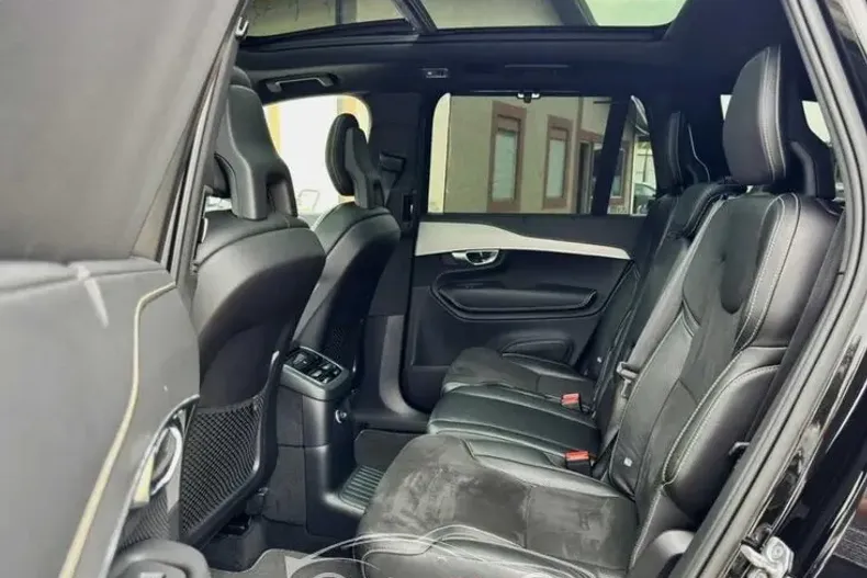 Volvo XC90 din 2020 cu 132.000 km - oferta VOL102740 - foto 33