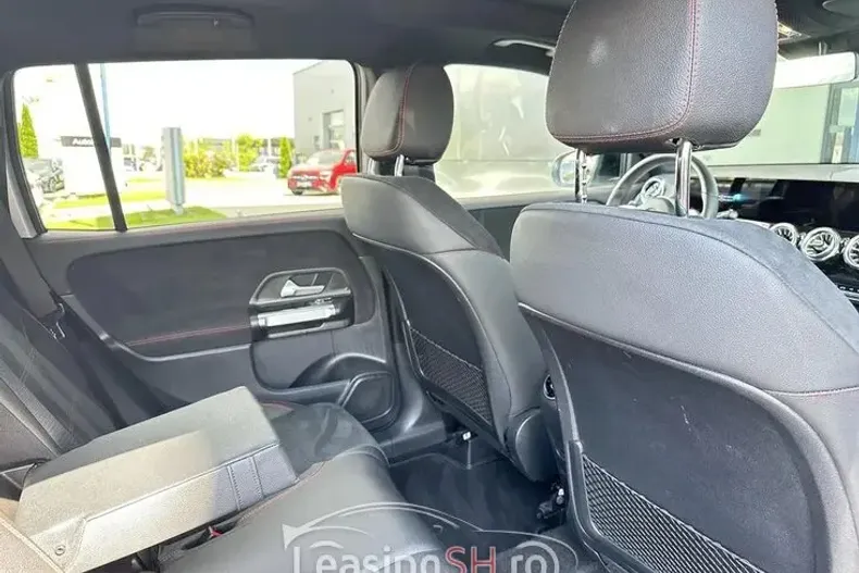 Mercedes-Benz 200 din 2023 cu 23.380 km - oferta MER100794 - foto 3