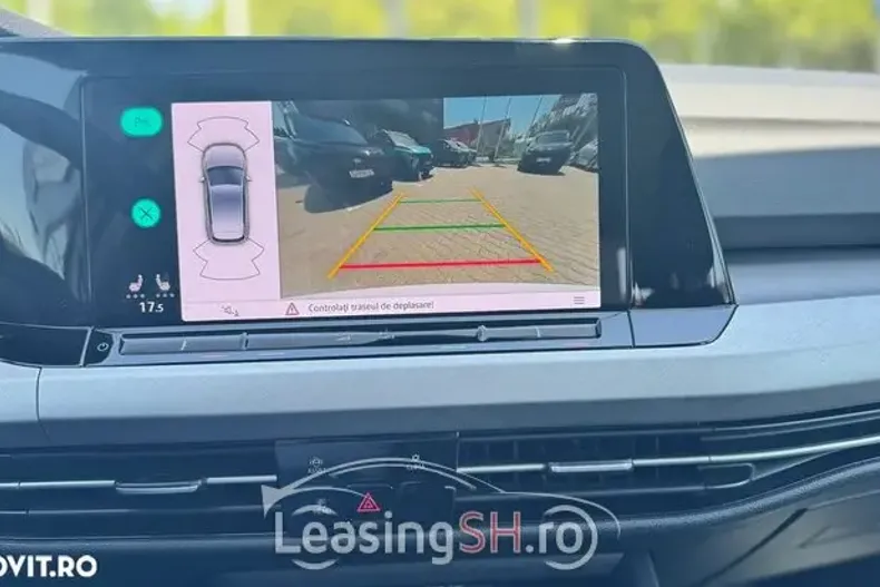 Volkswagen Golf din 2024 cu 51.600 km - oferta VOL100401 - foto 2