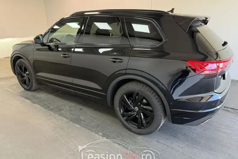 Volkswagen Touareg din 2024 cu 54.000 km - oferta VOL93771 - foto 17