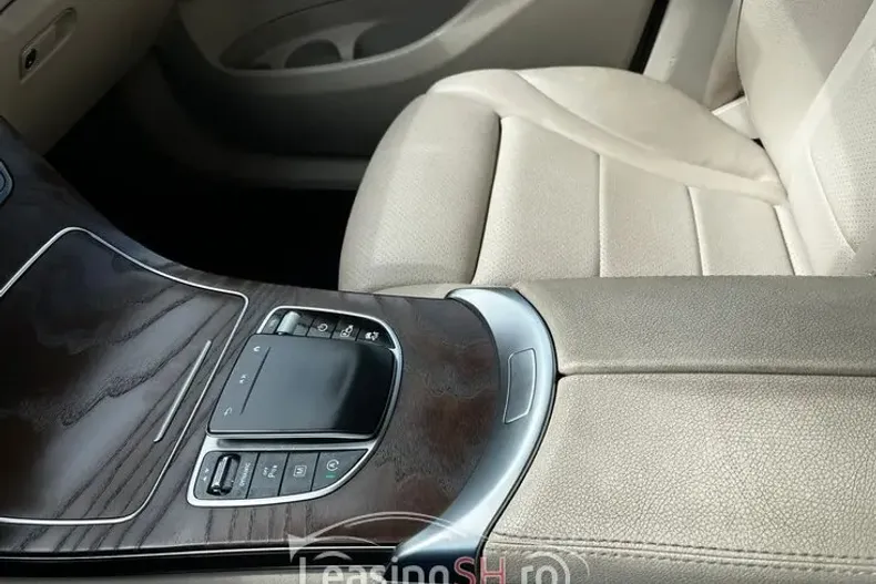 Mercedes-Benz 220 din 2019 cu 127.392 km - oferta MER101857 - foto 20