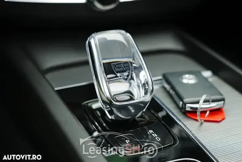 Volvo XC60 din 2022 cu 119.000 km - oferta VOL103020 - foto 20