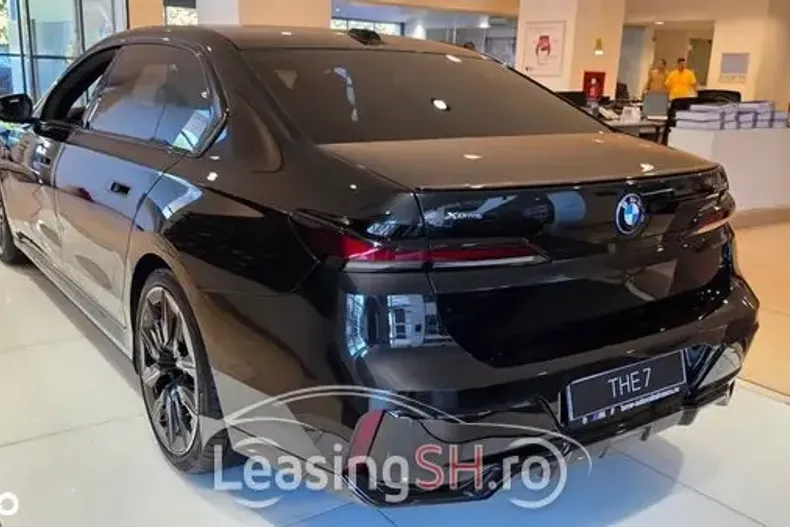 BMW 750e din 2025 cu 1 km - oferta BMW101739 - foto 6