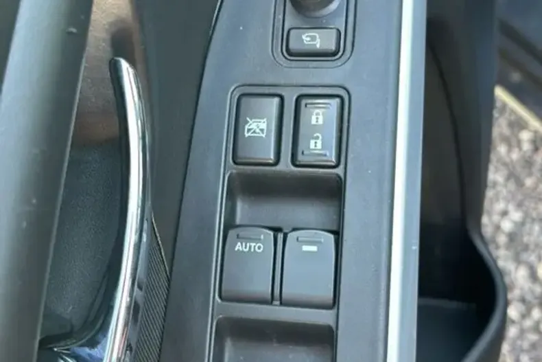 Suzuki SX4 din 2019 cu 61.500 km - oferta SUZ102473 - foto 8