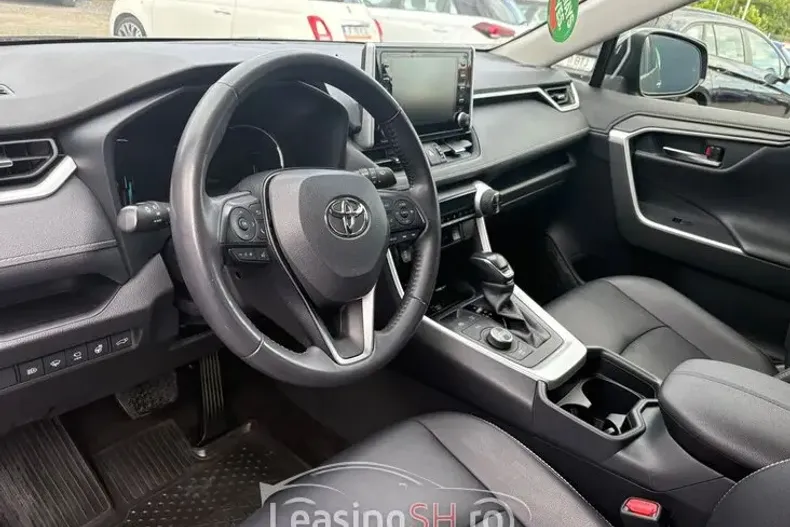 Toyota RAV4 din 2020 cu 117.350 km - oferta TOY102081 - foto 8