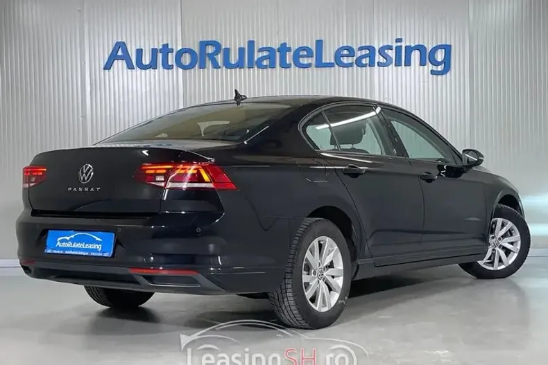 Volkswagen Passat din 2021 cu 82.365 km - oferta VOL101926 - foto 13