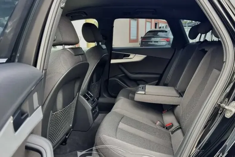 Audi A4 din 2019 cu 153.000 km - oferta AUD102614 - foto 31