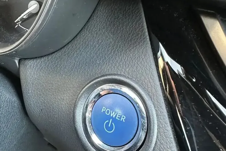 Toyota C-HR din 2022 cu 106.000 km - oferta TOY101308 - foto 33