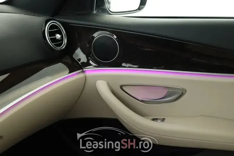 Mercedes-Benz 400 din 2023 cu 30.500 km - oferta MER98732 - foto 10