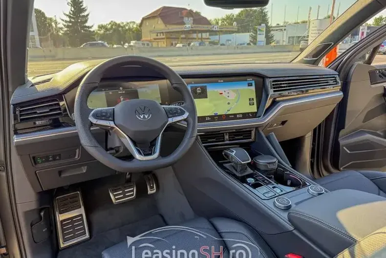 Volkswagen Touareg din 2025 cu 1 km - oferta VOL102399 - foto 33