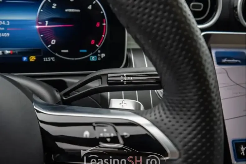 Mercedes-Benz 300 din 2024 cu 12.500 km - oferta MER98366 - foto 3
