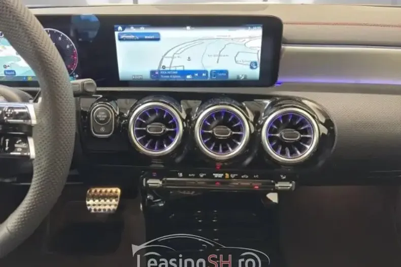 Mercedes-Benz 200 din 2025 cu 3.000 km - oferta MER99042 - foto 2