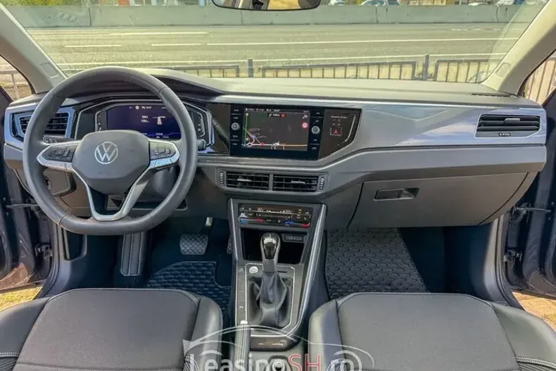 Volkswagen Taigo din 2025 cu 1.860 km - oferta VOL102884 - foto 17