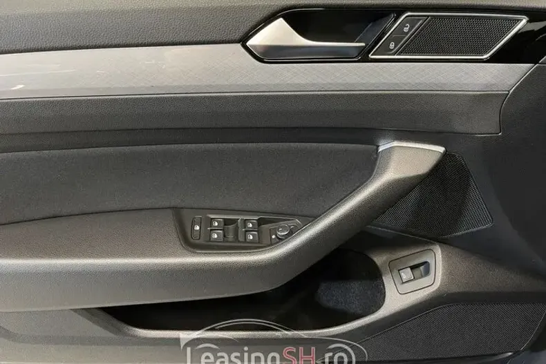 Volkswagen Passat din 2021 cu 108.362 km - oferta VOL101421 - foto 26