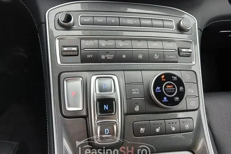 Hyundai SANTA FE din 2022 cu 31.802 km - oferta HYU103252 - foto 9