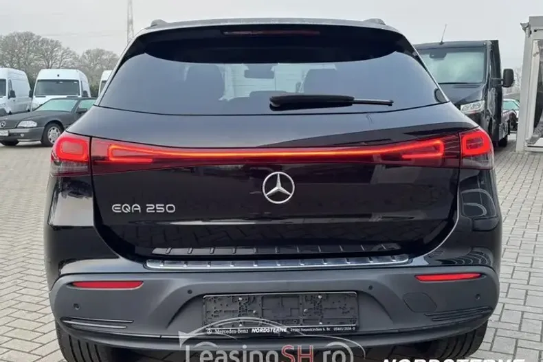 Mercedes-Benz EQA din 2021 cu 36.765 km - oferta MER99963 - foto 7