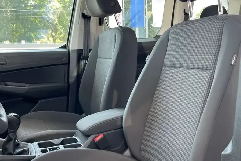 Volkswagen Caddy din 2025 cu 1 km - oferta VOL102400 - foto 11