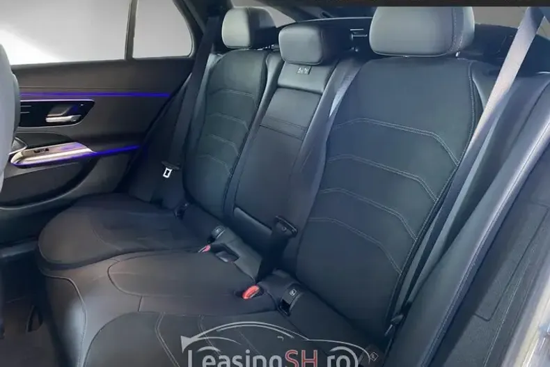 Mercedes-Benz 300 din 2024 cu 11.030 km - oferta MER98772 - foto 12